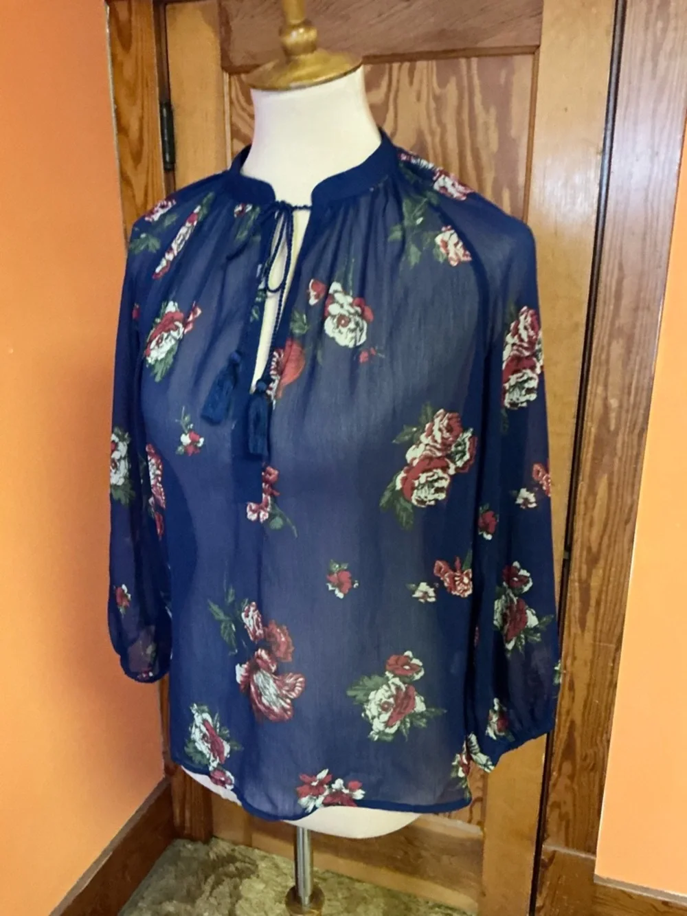 Lucky Brand Navy Floral Boho Blouse Tassel Tie Neck Sheer Peasant Top XS - Picture 7 of 10